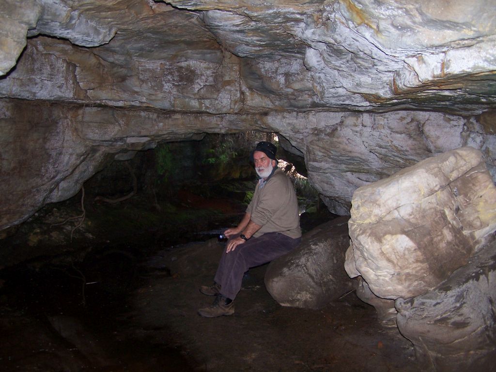 Kaapsehoop cave